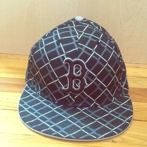Boston Red Sox chainlink flat bill hat